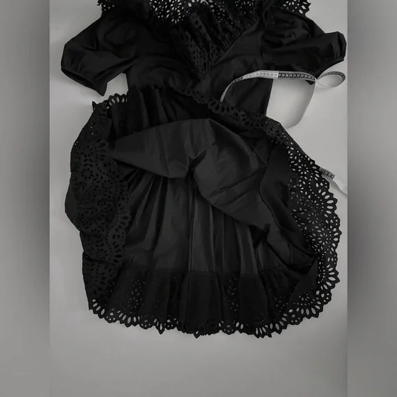 $2K Michael Kors Collection COTTON POPLIN PUFF-SLEEVE EYELET DRESS IN BLACK 6 - Picture 9 of 12